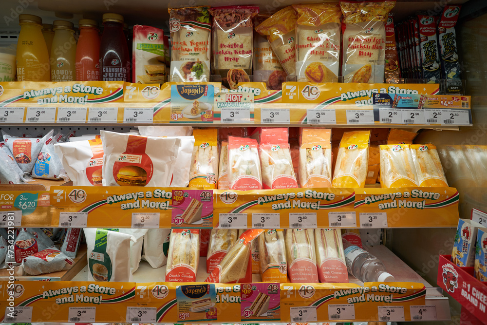 singapore-november-04-2023-ready-to-eat-food-displayed-at-7-eleven