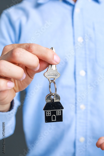 Buy or Selling House is one of the best investment - real estate agent - buyer or seller 