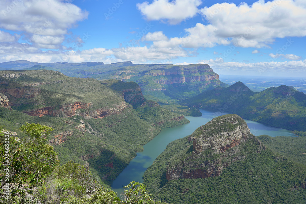 Obraz premium Three Rondawels, Blyde River Canyon, A sunny day with clouds
