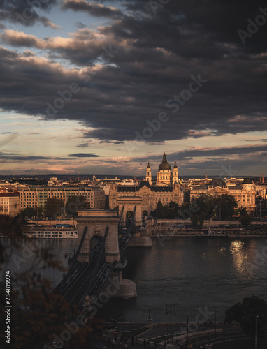 Chain Bridge in the morning  Budapest  Hungary