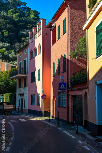 Colorfull Street © KariiFirefly