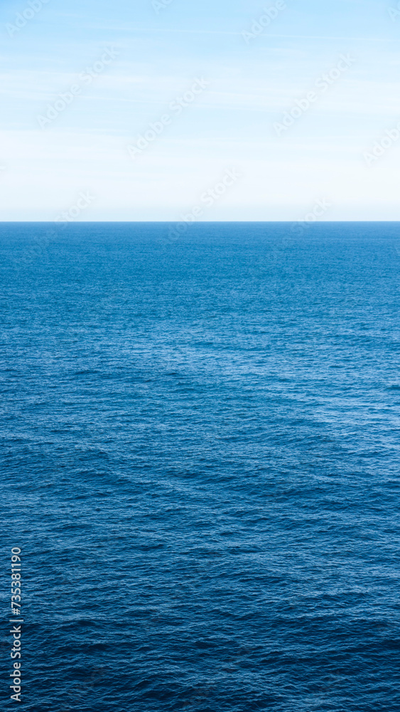 Horizonte marino en oceano atlántico Horizonte marino en oceano atlántico