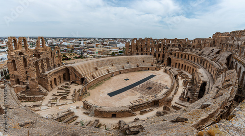 Photos Amphitheatre of El Jem in Tunisia