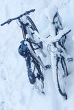Fahrrad in Schnee