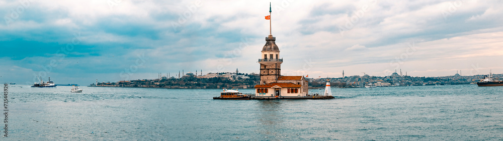 Fototapeta premium Maiden's Tower in Istanbul, panoramic view. Wide angle. A sunny summer day in Istanbul. Bosphorus Panorama, Turkey.