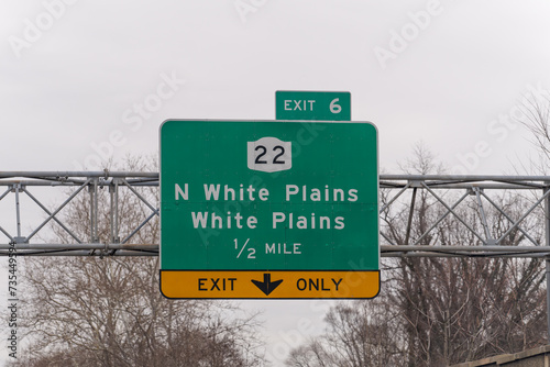 exit 6 sign on the Cross Westchester Expressway I-287 for NY-22 to North White Plains and White Plains, New York