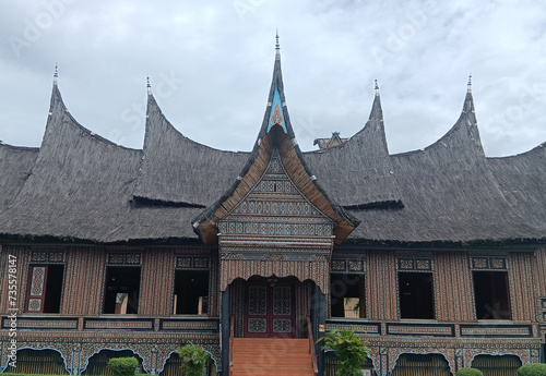 Capturing the Timeless Charm of Indonesian Traditional Architecture
