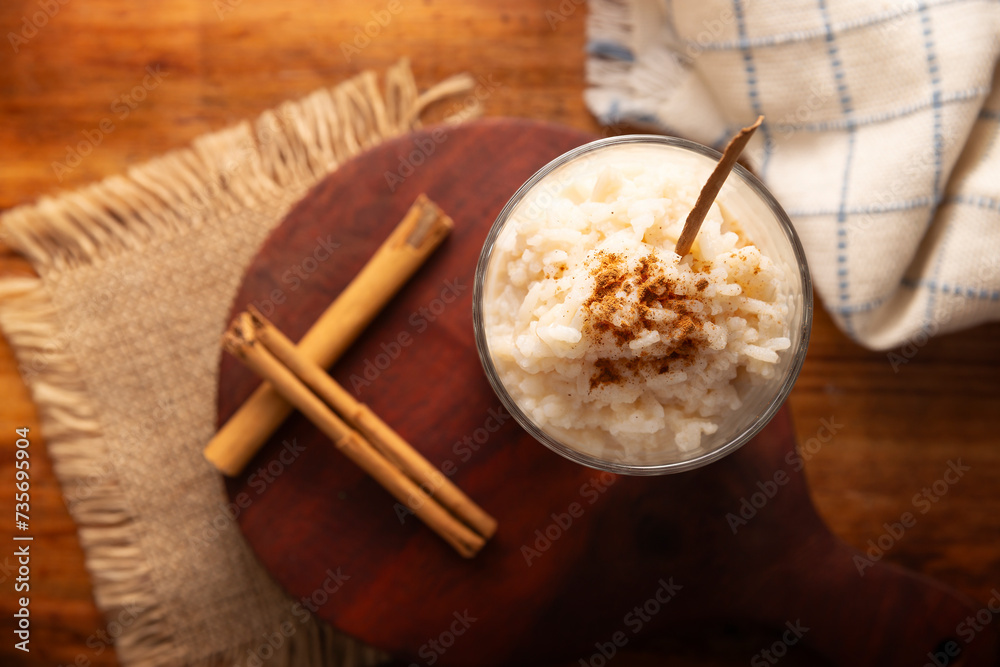 Rice pudding. Sweet dish made by cooking rice in milk and sugar, some