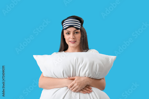Pretty young woman with sle...