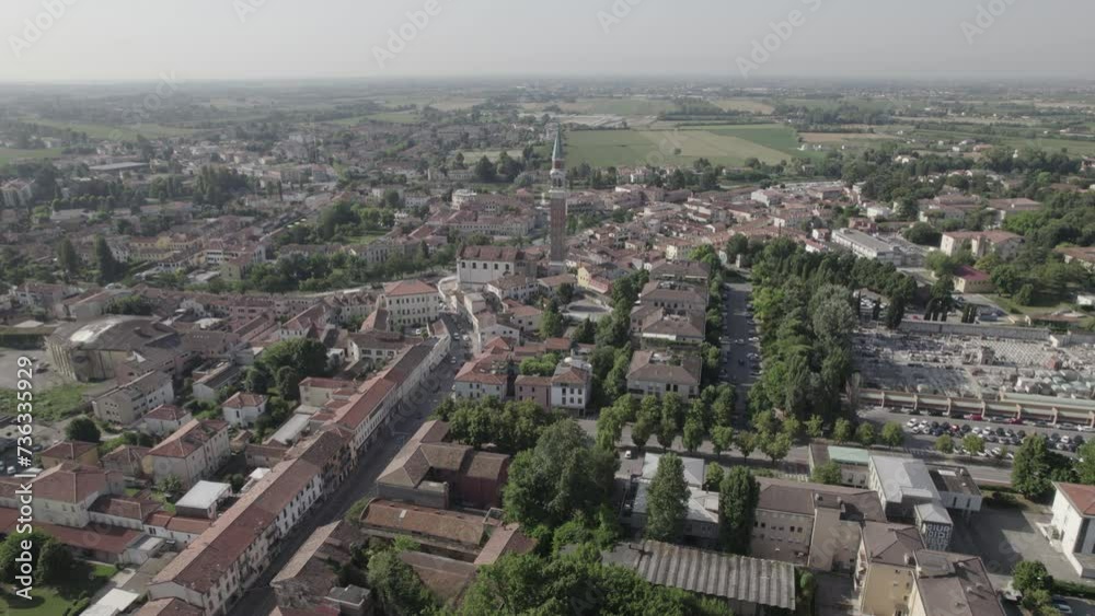 drone: Dolo, Venezia. Vista aerea del centro storico. Veneto, Italia drone: Dolo, Venezia. Vista aerea del centro storico. Veneto, Italia