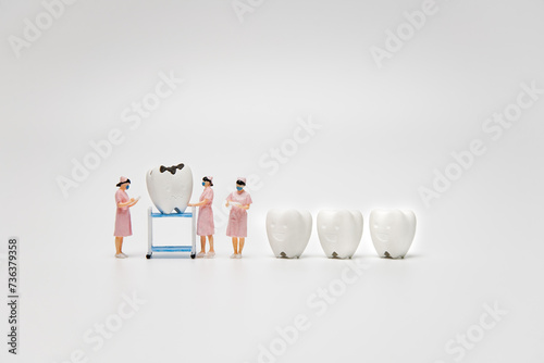 Fotografi Figure cavity and decay teeth were forced nurse to checking dental examination a