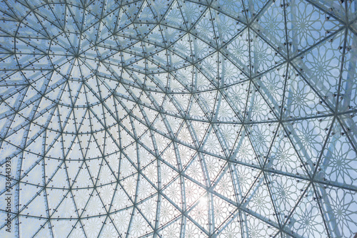 Foto Beautiful pattern structure spiral glass metal design construction