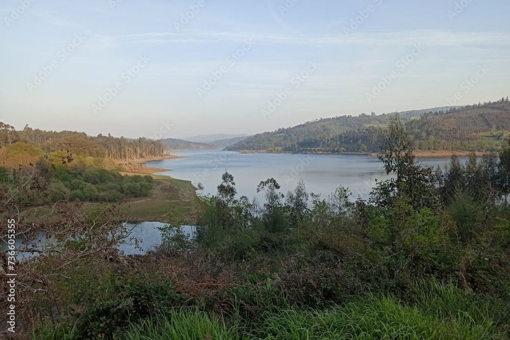 Embalse y playa fluvial de Portodemouros, Galicia