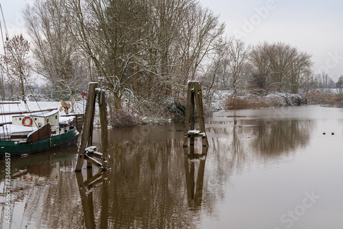 Winterimpression an der Elbe