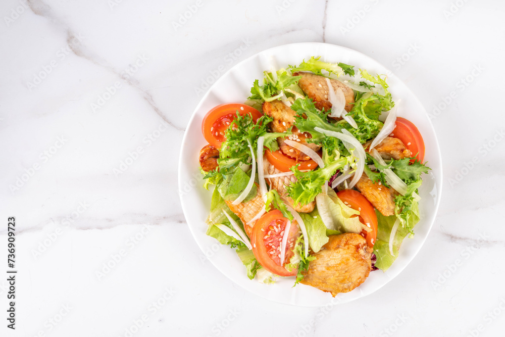 Vegetable salad with grilled chicken Vegetable salad with grilled chicken