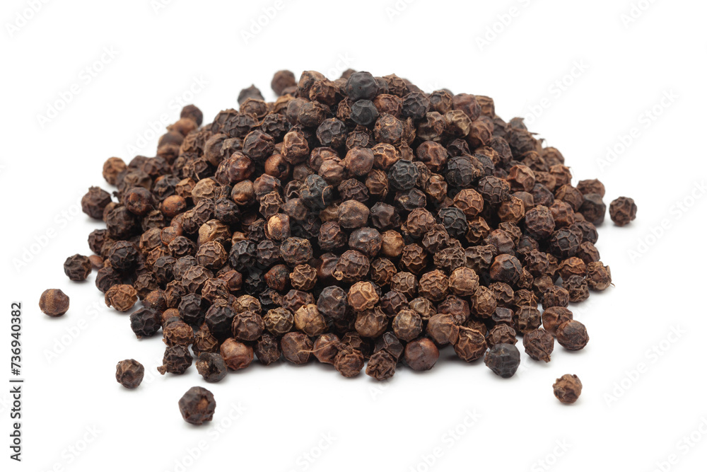 Close-up of Dry Organic Black pepper (Piper nigrum), isolated on a white background. Front view Close-up of Dry Organic Black pepper (Piper nigrum), isolated on a white background. Front view