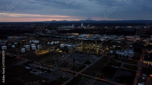 Wallpaper Mural Industrie Aerial Chemical Drone Factory Torontodigital.ca