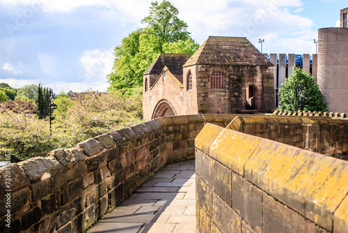Tableau sur toile Historic Chester City Wall Basking in Sunlight