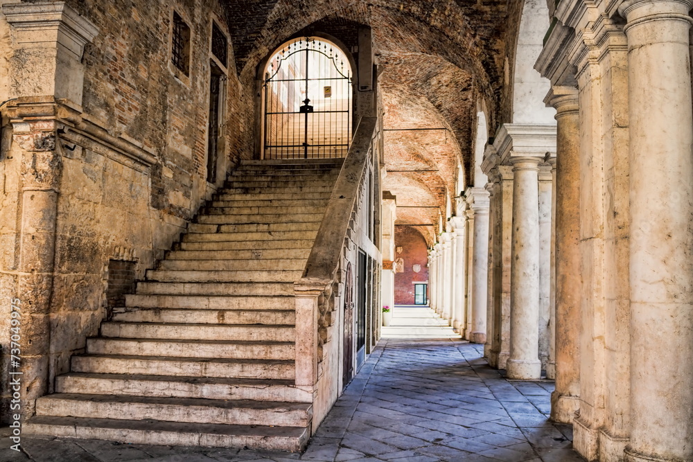 palazzo della ragione in vicenza, italien