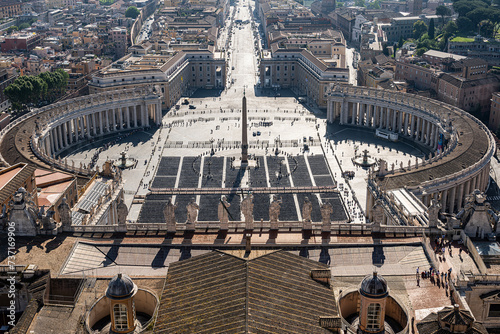 Sicht vom Petersdom auf den Petersplatz und Via della Conciliazione, Rom, Vatikan