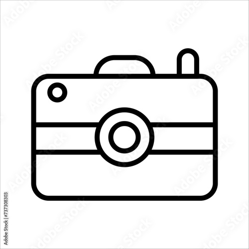 Ikon kamera dengan gaya datar trendi diisolasi pada latar belakang putih. Simbol kamera untuk desain situs web, logo, aplikasi, UI Anda. Ilustrasi vektor, EPS10.