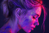 Retrato artístico creativo con luz ultravioleta de mujer sufriendo, retrato emocional