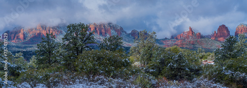 Obraz na płótnie Snowy Morning in Sedona Arizona USA w salonie