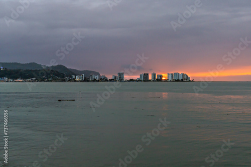 VISTA DE BAHÍA DE CARAQUEZ AL ATARDECER DESPUÉS DE LA LLUVIA photo