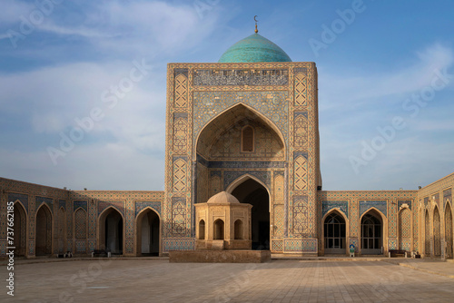 View of the Kalyan Mosque - the main Friday mosque of Bukhara on a sunny day, Bukhara, Uzbekistan