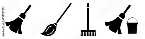 floor moop icon. cleaning tools set, mop, bucket thin line icon, isolated on white. vector illustration.