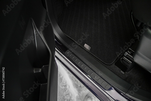 Soft pile carpets in the car
