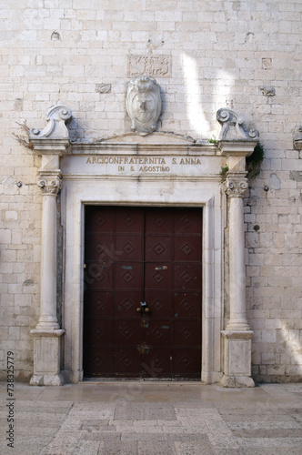 Arciconfraternita Sant'Anna in San Agostino. Bari, Italia photo
