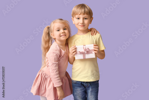 Cute little children with g...