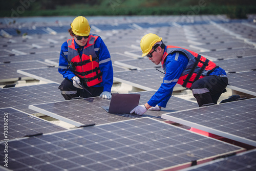 Wallpaper Mural Software engineers upgrade energy app. Using real-time monitoring on floating solar farming. Torontodigital.ca