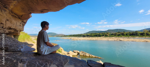 Meditation beside Knong river