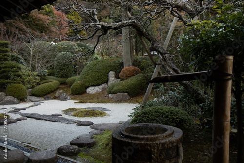 stone japanese garden, karesansui, zen, buddhism, japanese culture, garden of stones