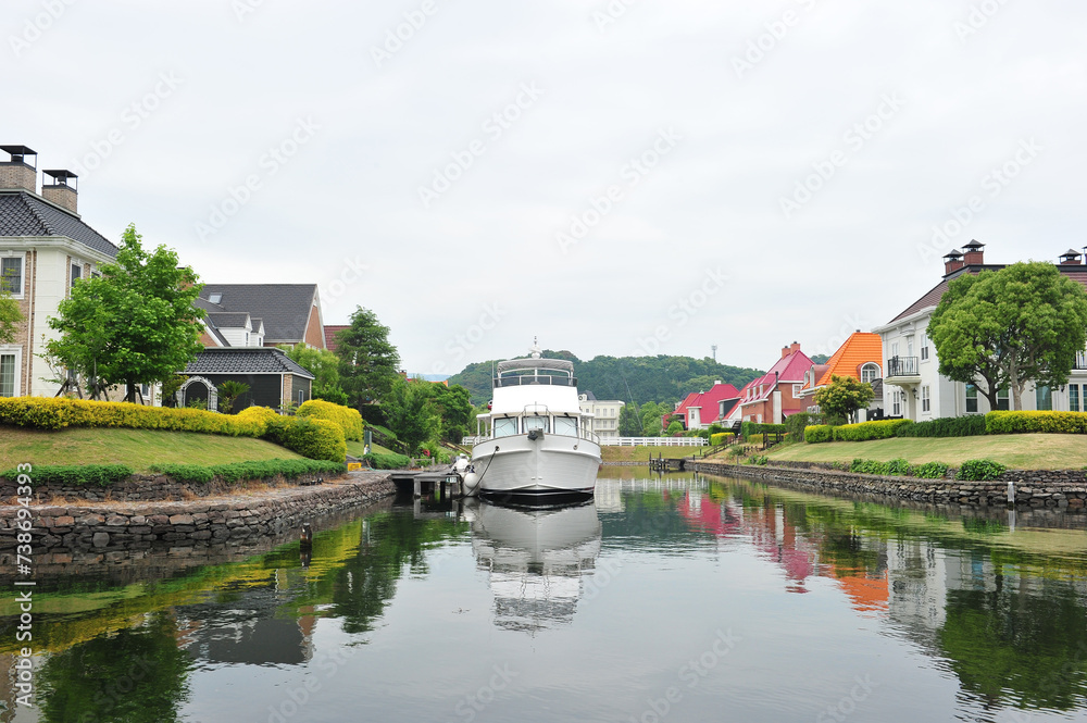 Obraz premium Landscape of the Huis Ten Bosch in Sasebo, Nagasaki, Japan.