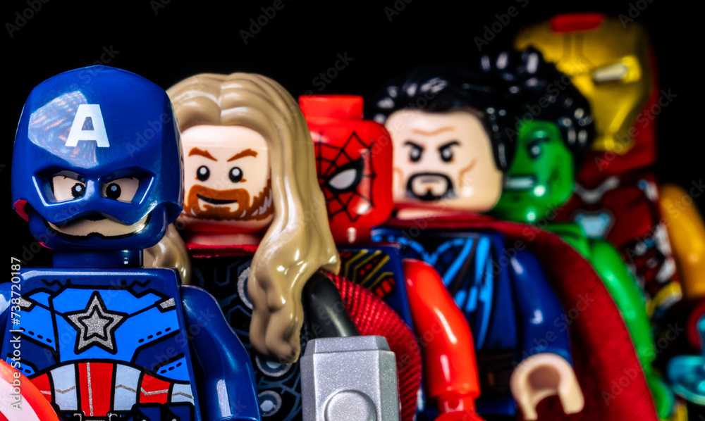 Naklejka premium Marvel Captain America, Thor, Spider-Man, Doctor Strange, Hulk and Iron Man on a black background. Marvel's Avengers closeup