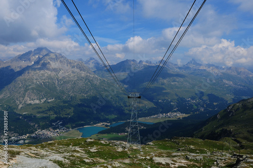 Swiss alps: cable car up to mount corvatsch in the upper engadin | Corvatsch-Seilbahn im Oberengadin