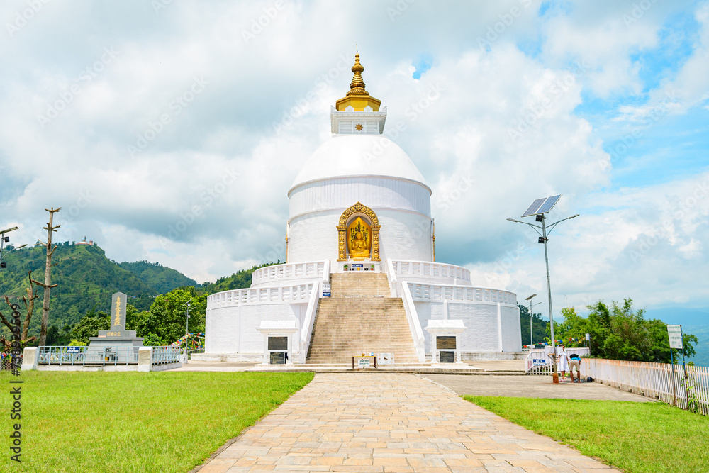 Fototapeta premium views of world peace pagoda in pokhara