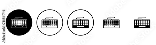 Keyboard icon set. keyboard vector symbol photo