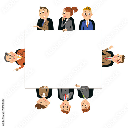 会社員が集まり会議をしている様子