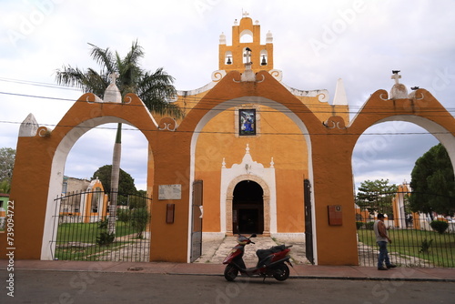 iglesia santa ana, valladolid mexico