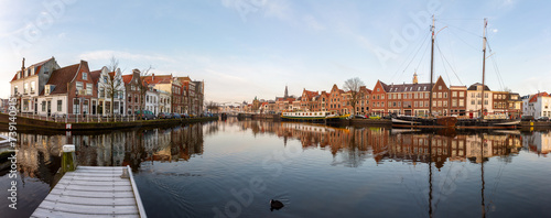 Bilde på lerret canals and colorful houses in the historic city center of Haarlem