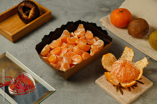 mandarin slices in the composition