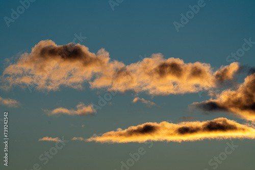 Wallpaper Mural 朝焼けの雲と空 Torontodigital.ca