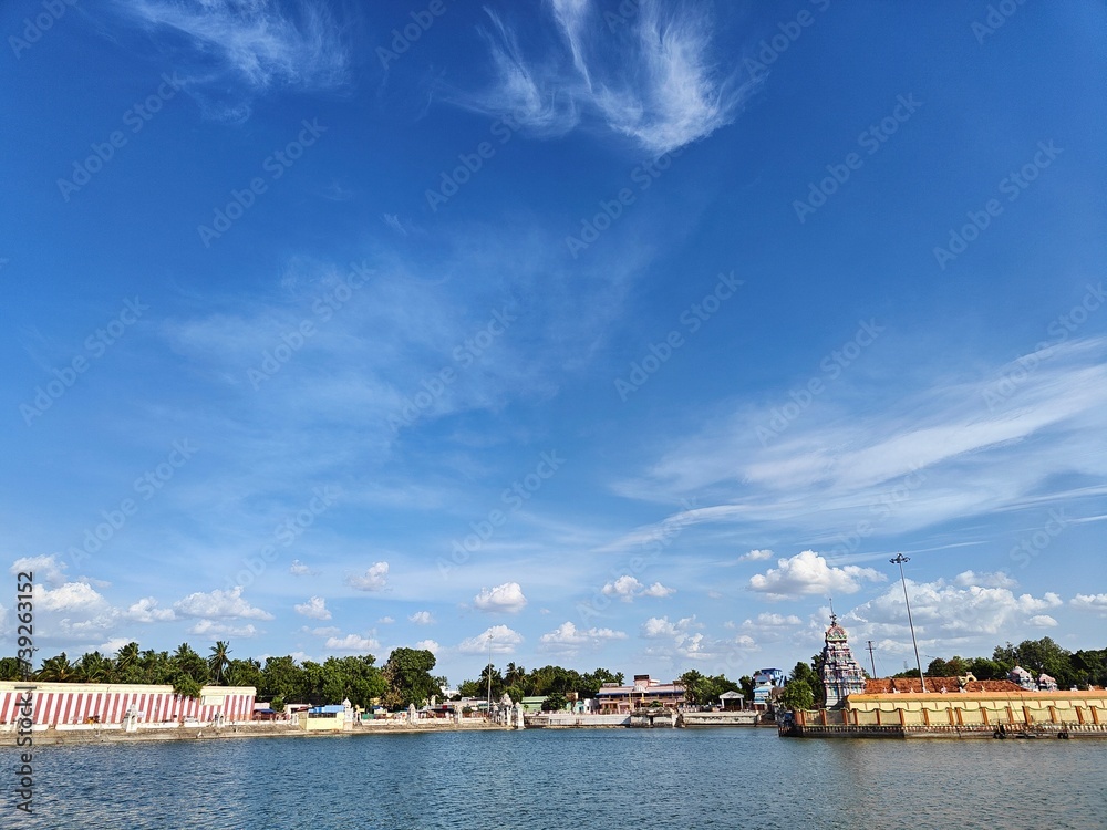 Obraz premium Beautiful View of Arulmigu Thiyaagaraaja Swaamy Temple in Thiruvarur, Tamil Nadu, India