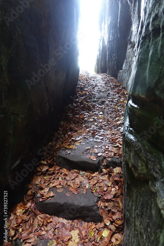 Durchgang zwischen Felsen im Muellerthal photo