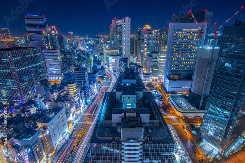 大阪駅前の高層ビルから見た大阪市街地の夜景
