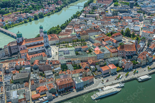 Ausblick auf die pittoreske Altstadt von Passau in Niederbayern